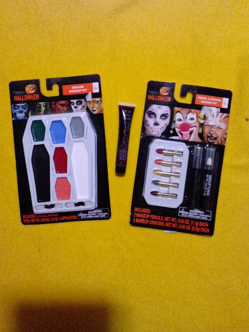 Halloween Makeup Kit Set - Assorted Colors